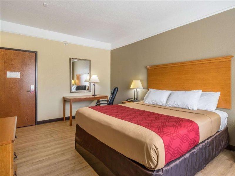 Hotel Americinn By Wyndham 2*