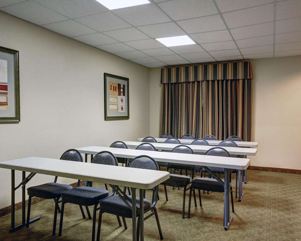 Americinn By Wyndham 2*