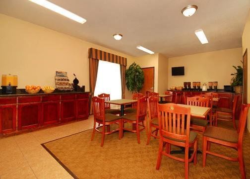 Hotel Americinn By Wyndham New Braunfels