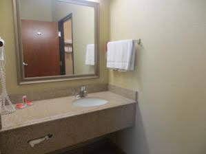 Americinn By Wyndham Hotel